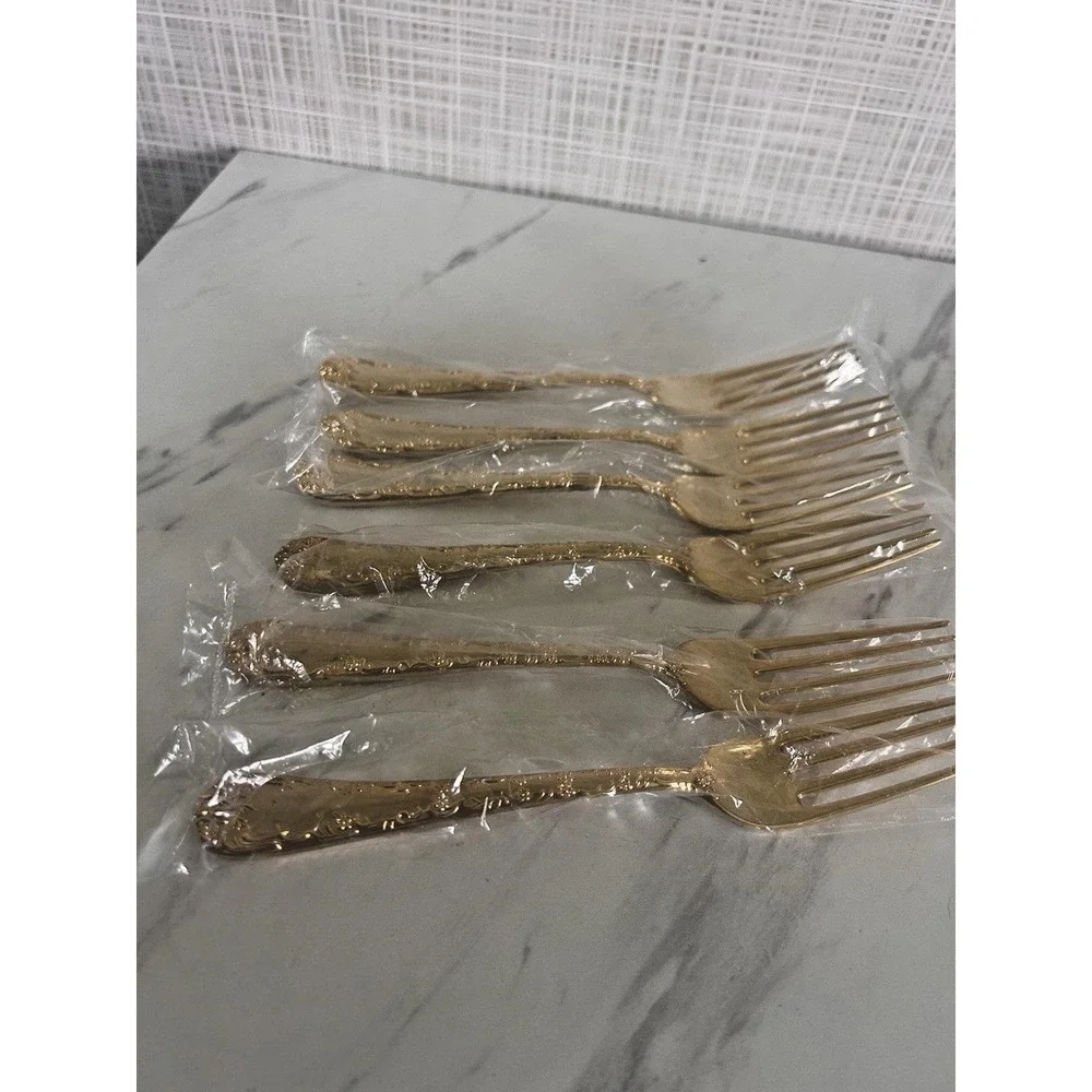 WM Rogers & Son Gold Plated Dinner Forks Lot of 6 Enchanted Rose 8